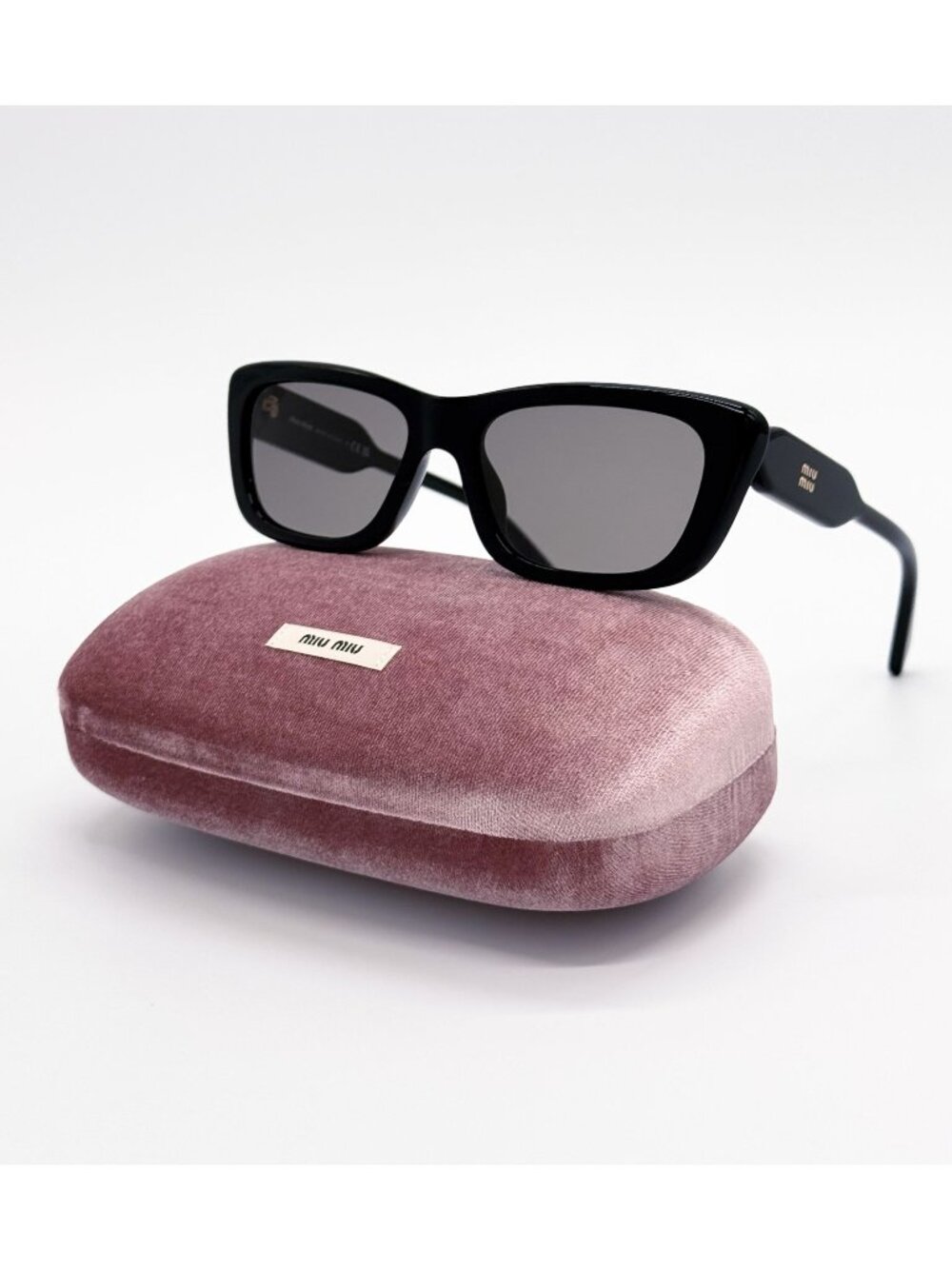 New Miu Miu MUB12S 16K80Q Black Cat Eye Sunglasses SMU B12
